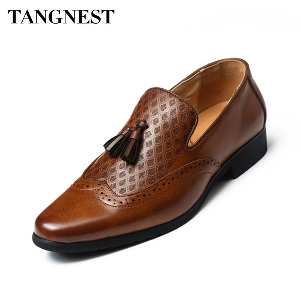 Tangnest Bussiness PU Leather Fringe Dress Shoes Man 2018 New Retro British Brogue Shoes Pointed Toe Fashion Man Shoes XMP850